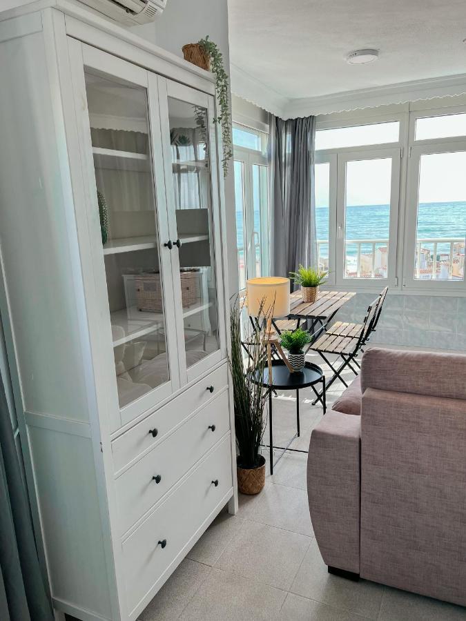 Beautiful Sea Views Apartment Pool & Beach Торремолинос Экстерьер фото