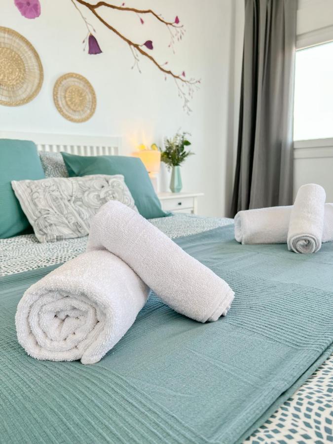 Beautiful Sea Views Apartment Pool & Beach Торремолинос Экстерьер фото