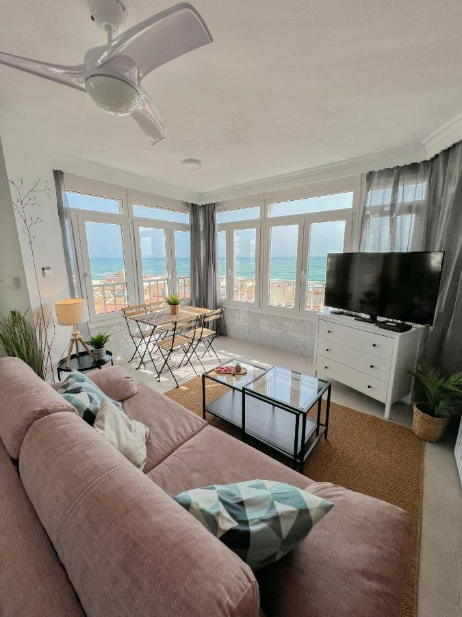 Beautiful Sea Views Apartment Pool & Beach Торремолинос Экстерьер фото