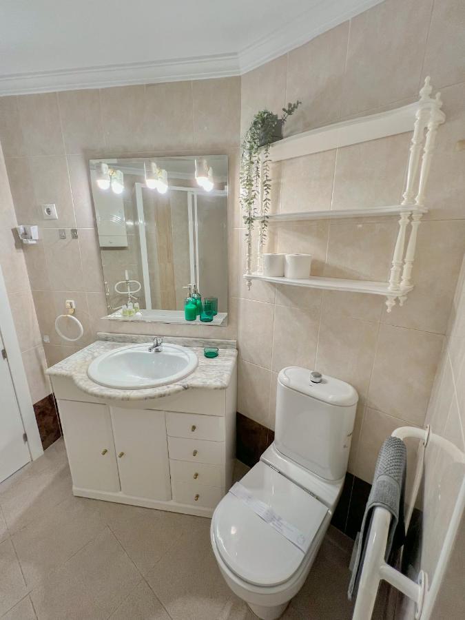Beautiful Sea Views Apartment Pool & Beach Торремолинос Экстерьер фото