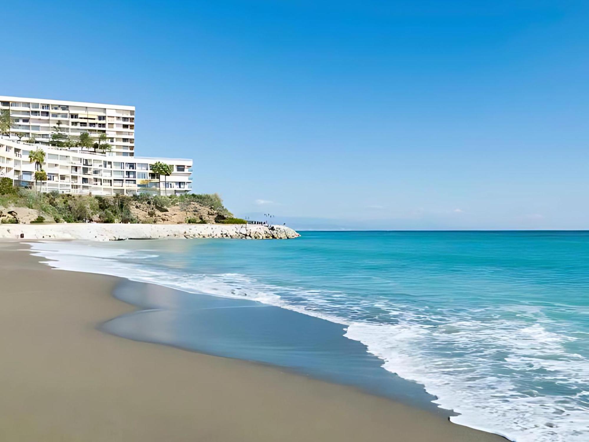 Beautiful Sea Views Apartment Pool & Beach Торремолинос Экстерьер фото